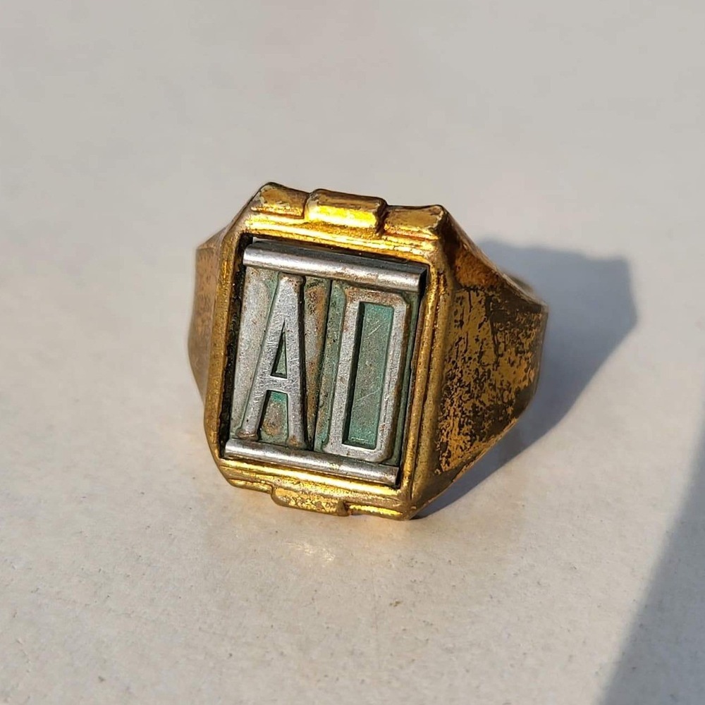 Vintage Robbins Co Attleboro Gold Tone Signet Ring S 5.5 Initial AD Adjustable